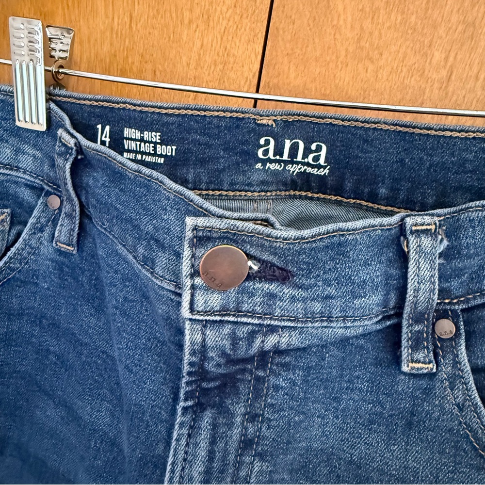 a.n.a Women's High-Rise Bootcut Jeans - Blue Denim